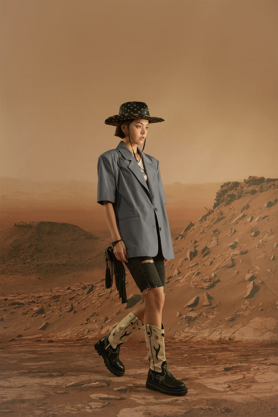 CHUU Back Embroidered Butterfly Jacket