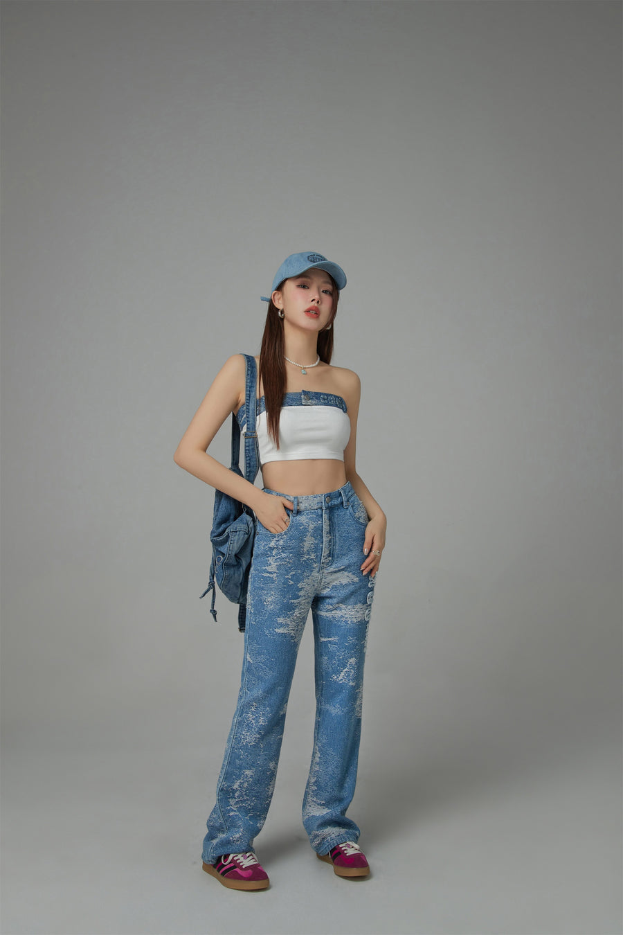 CHUU Washed Denim Straight Jeans