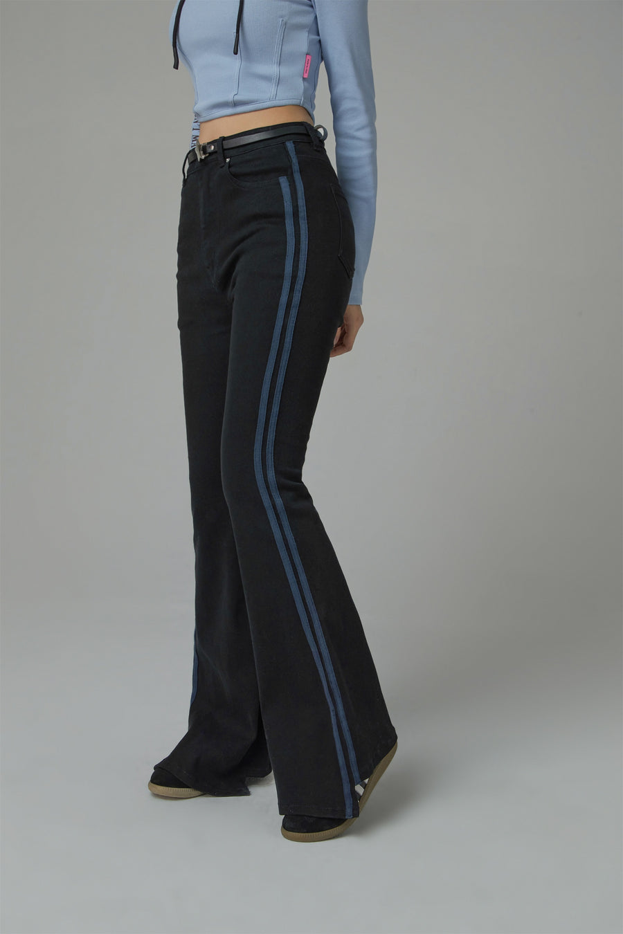 CHUU Bootcut Denim Jeans