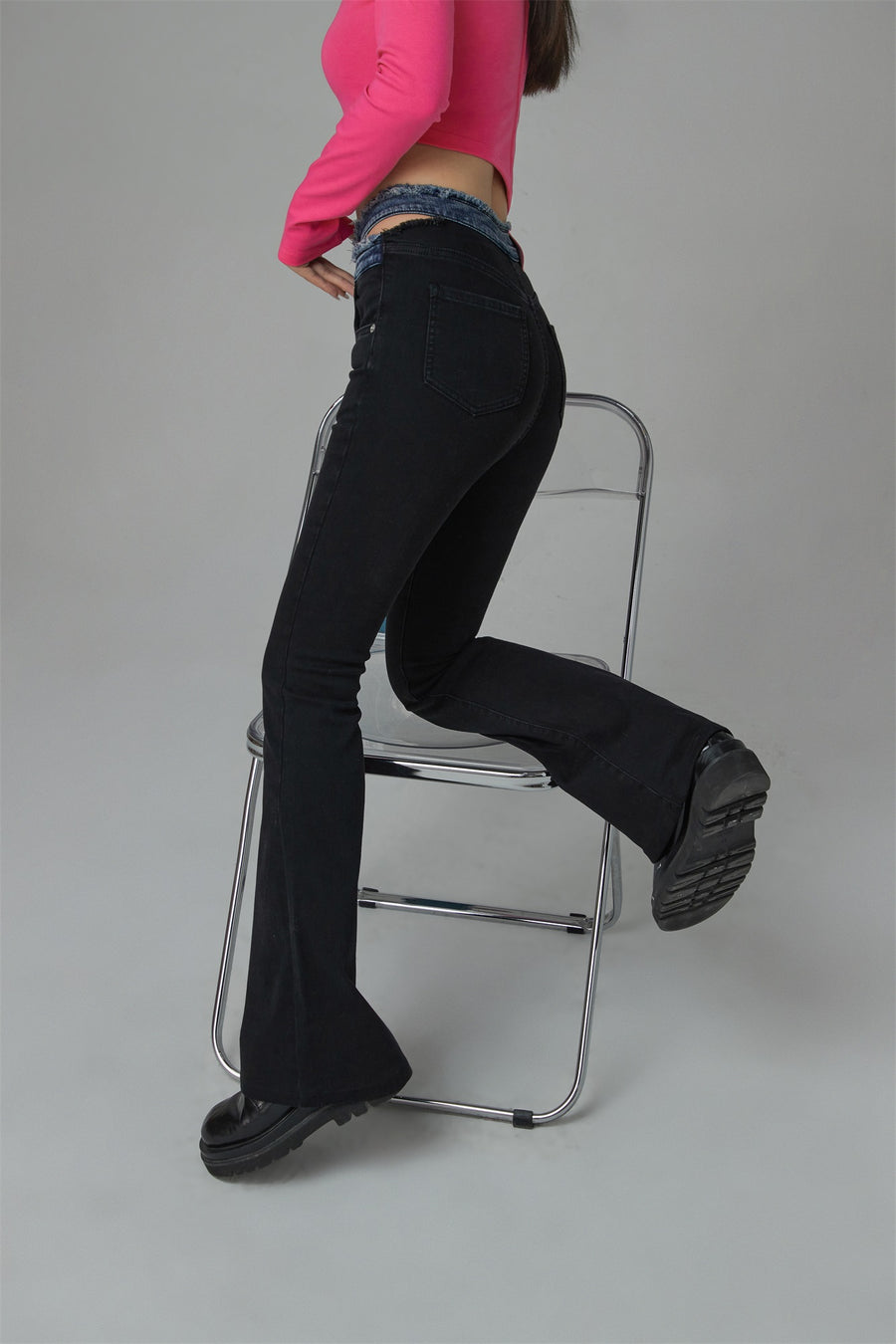 CHUU Cutout Waist Skinny Bootcut Jeans