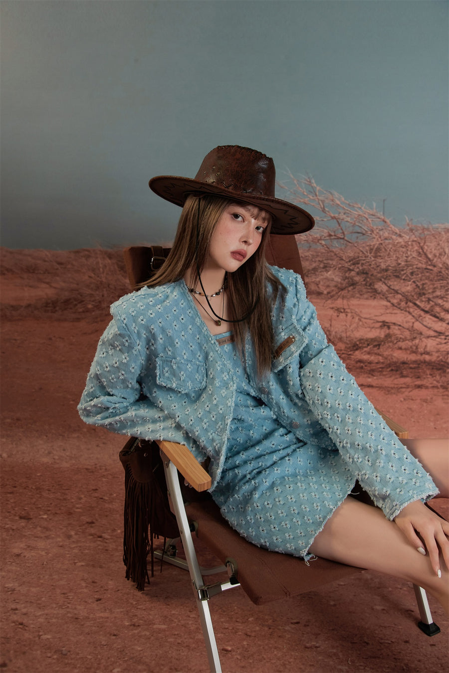 CHUU Broderie V- Neck Denim Jacket