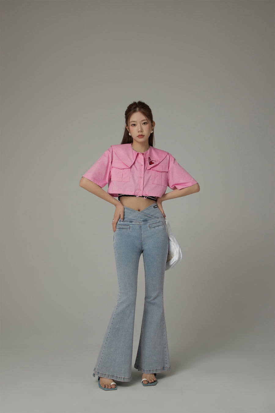 CHUU Doll Collar Cropped Shirt Jacket