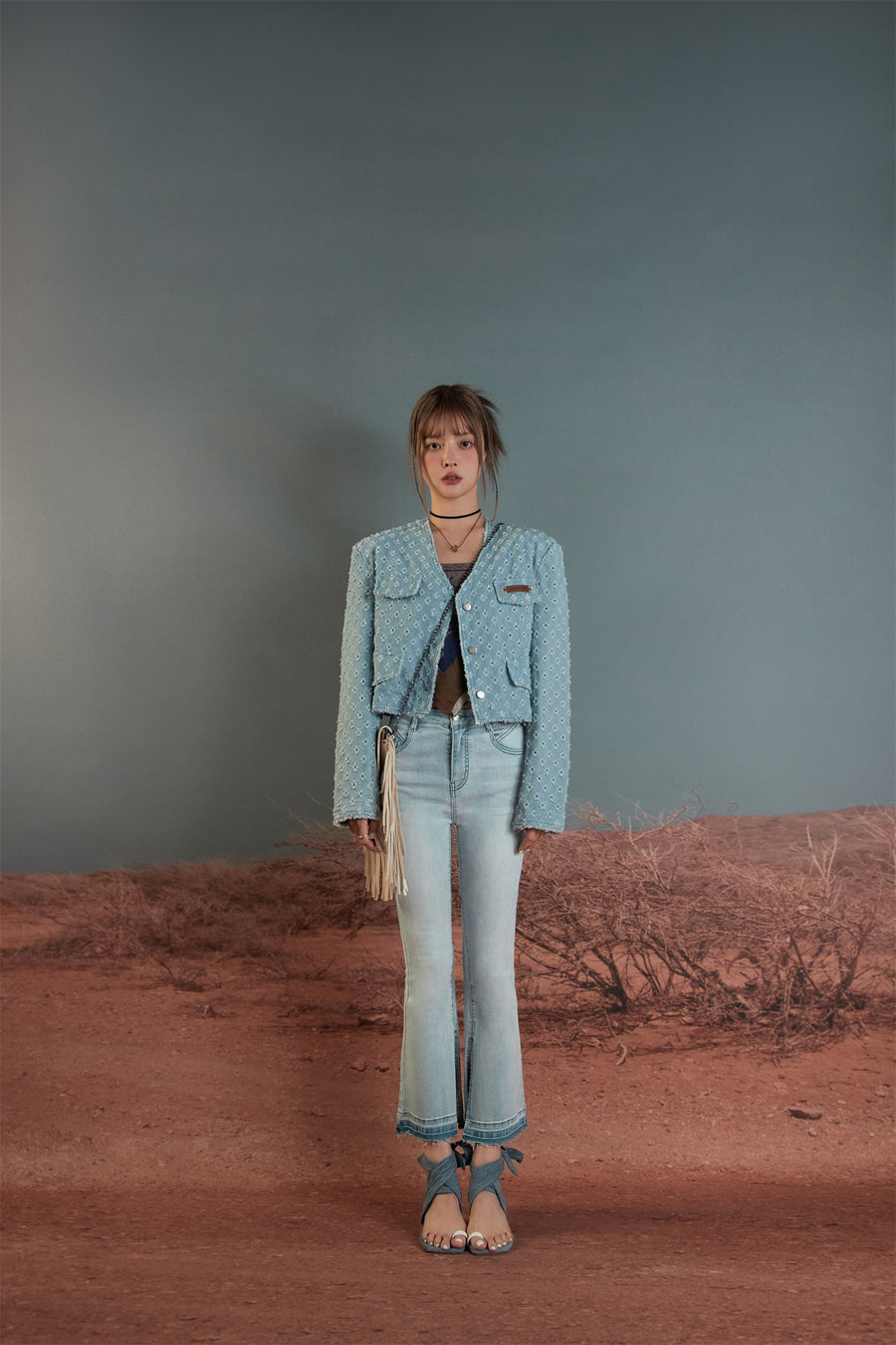 CHUU Broderie V- Neck Denim Jacket