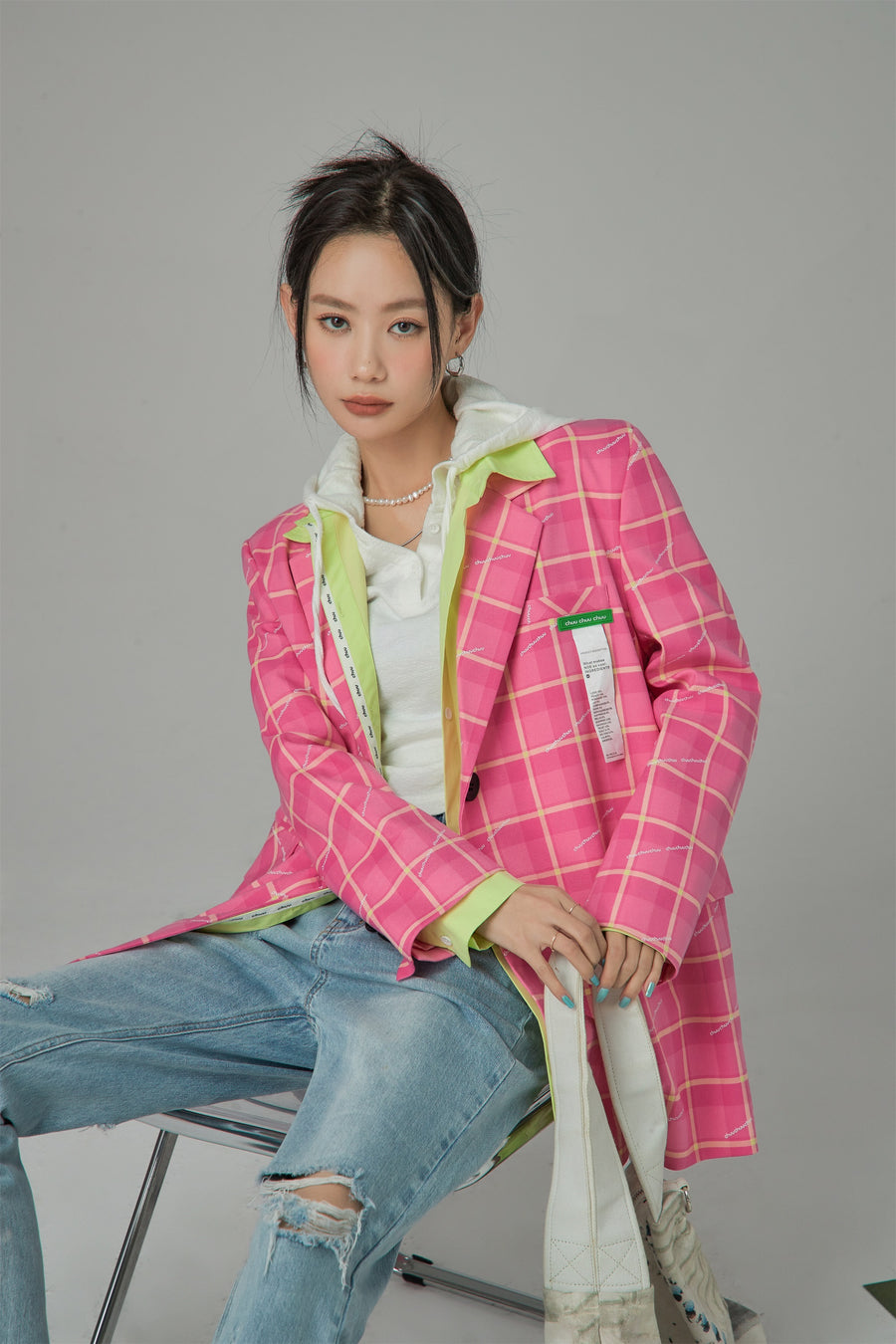 CHUU Making My Decisions Checkered Jacket