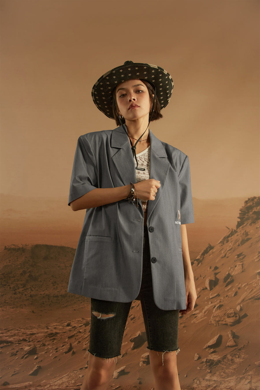 CHUU Back Embroidered Butterfly Jacket