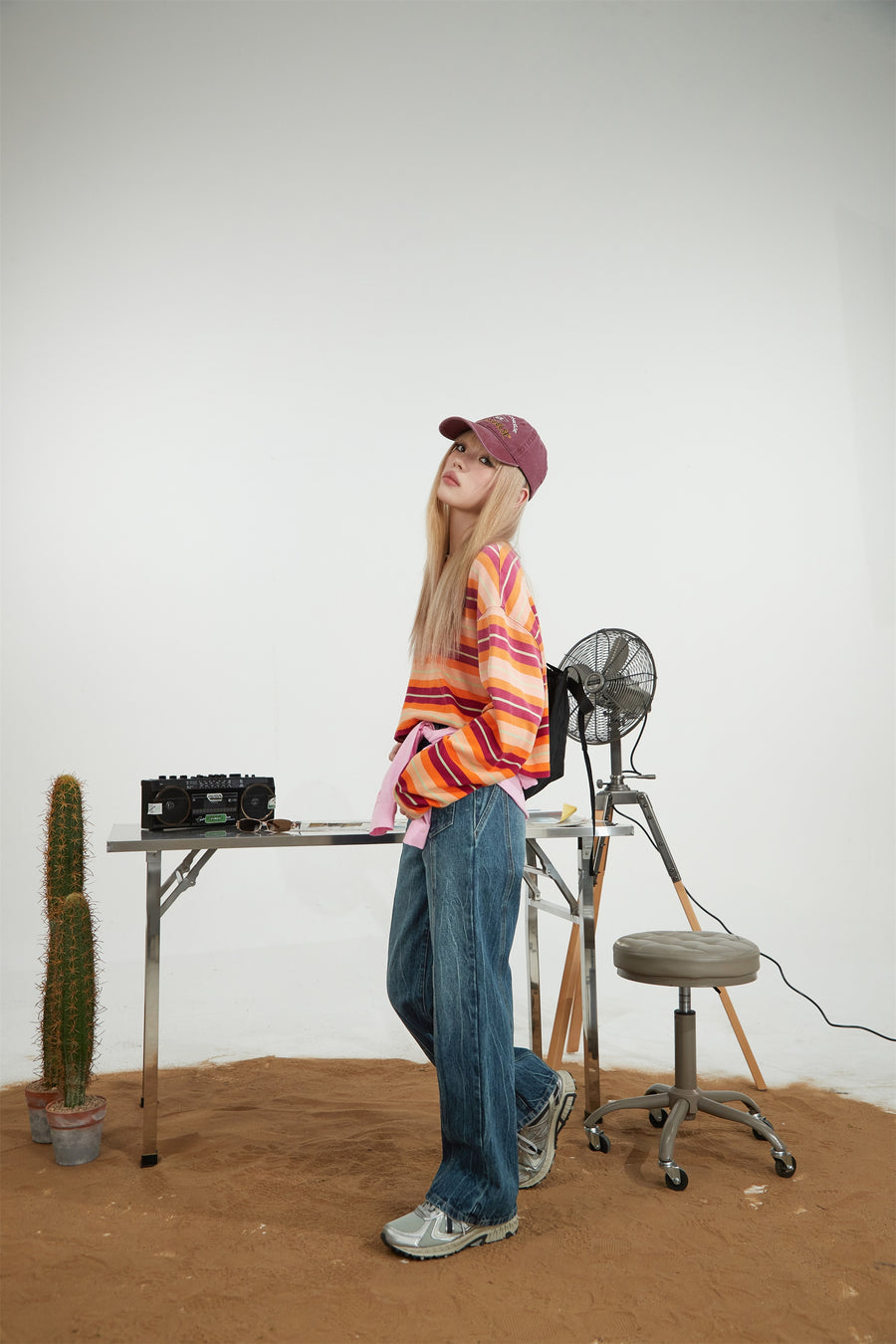 CHUU Front Pockets Straight Denim Jeans