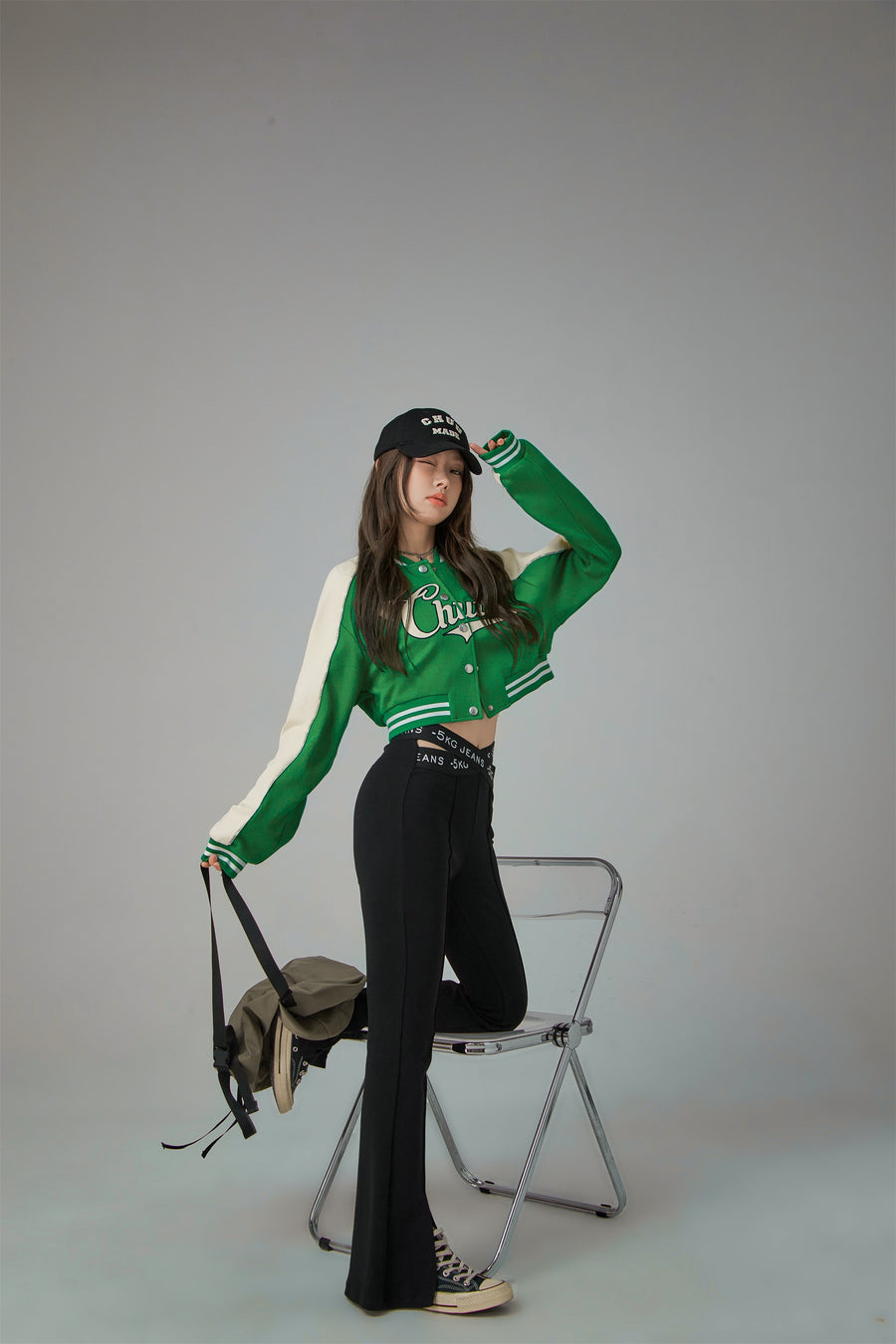 CHUU Joining Forces Crop Baseball Jacket