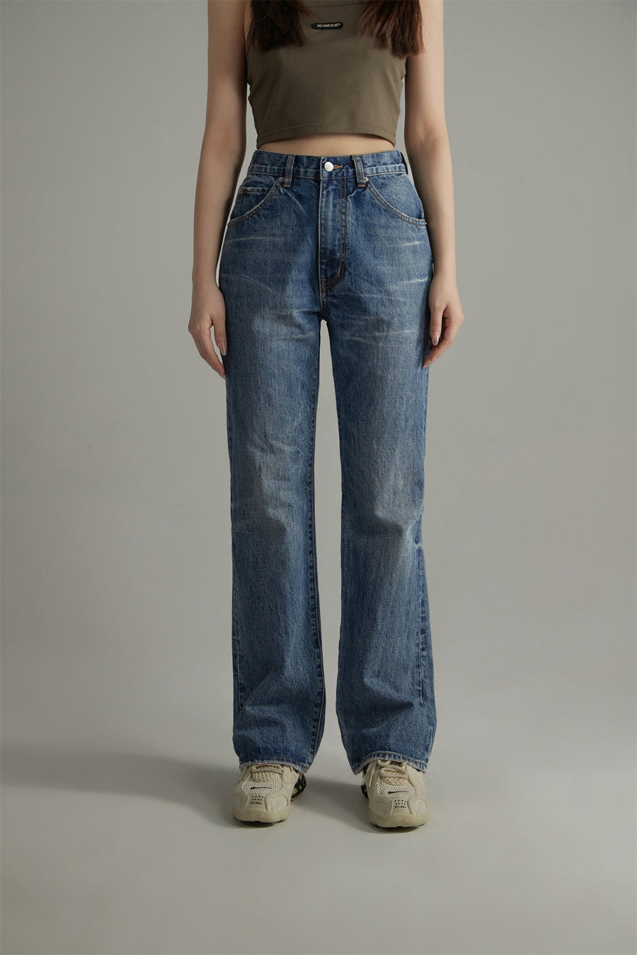 CHUU High-Waisted Washed Straight Jeans