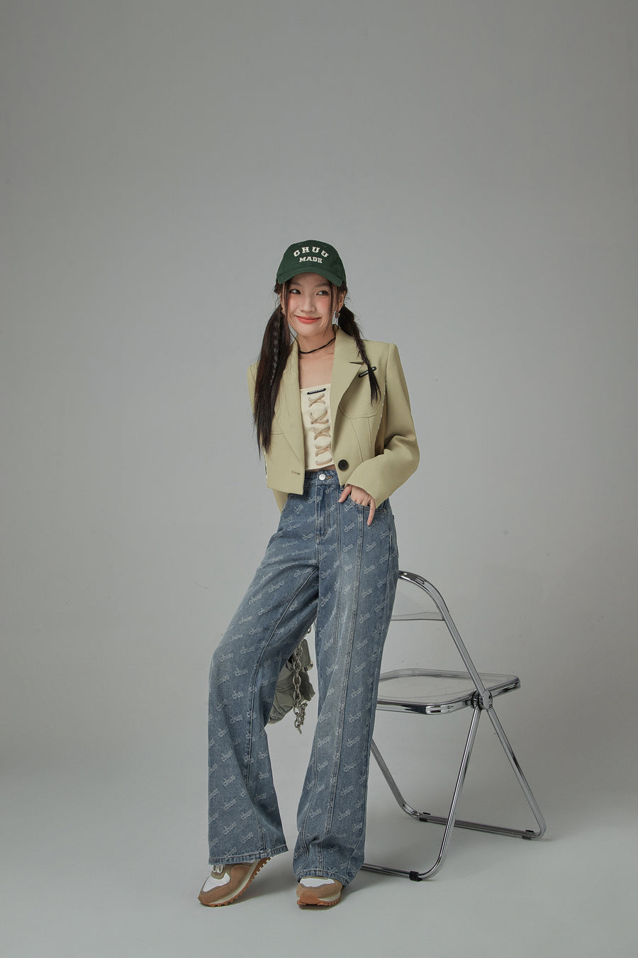 CHUU Obessed With Chuu High-Waist Jeans