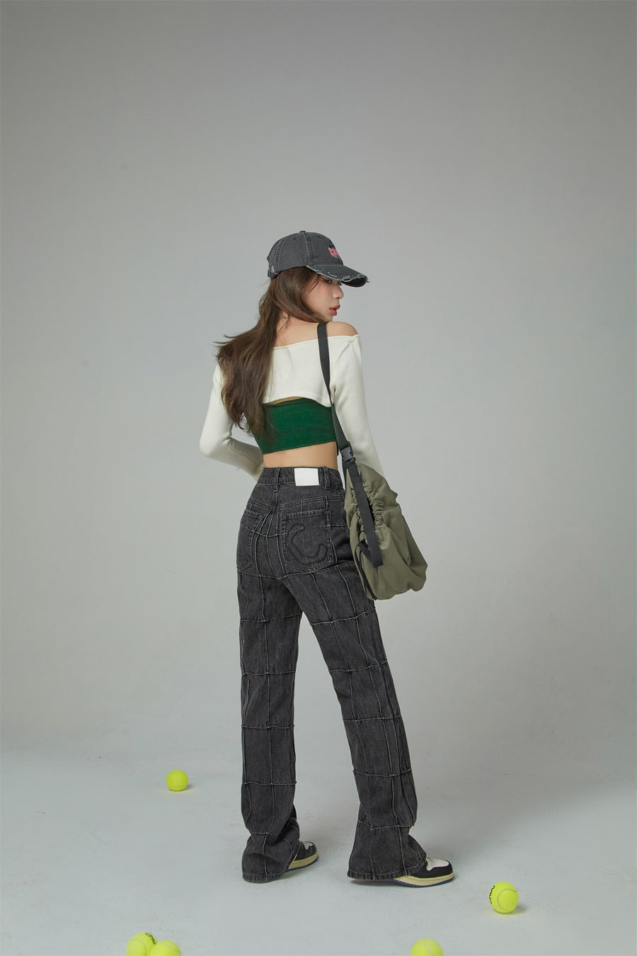 CHUU Squares High-Waisted Wide Jeans