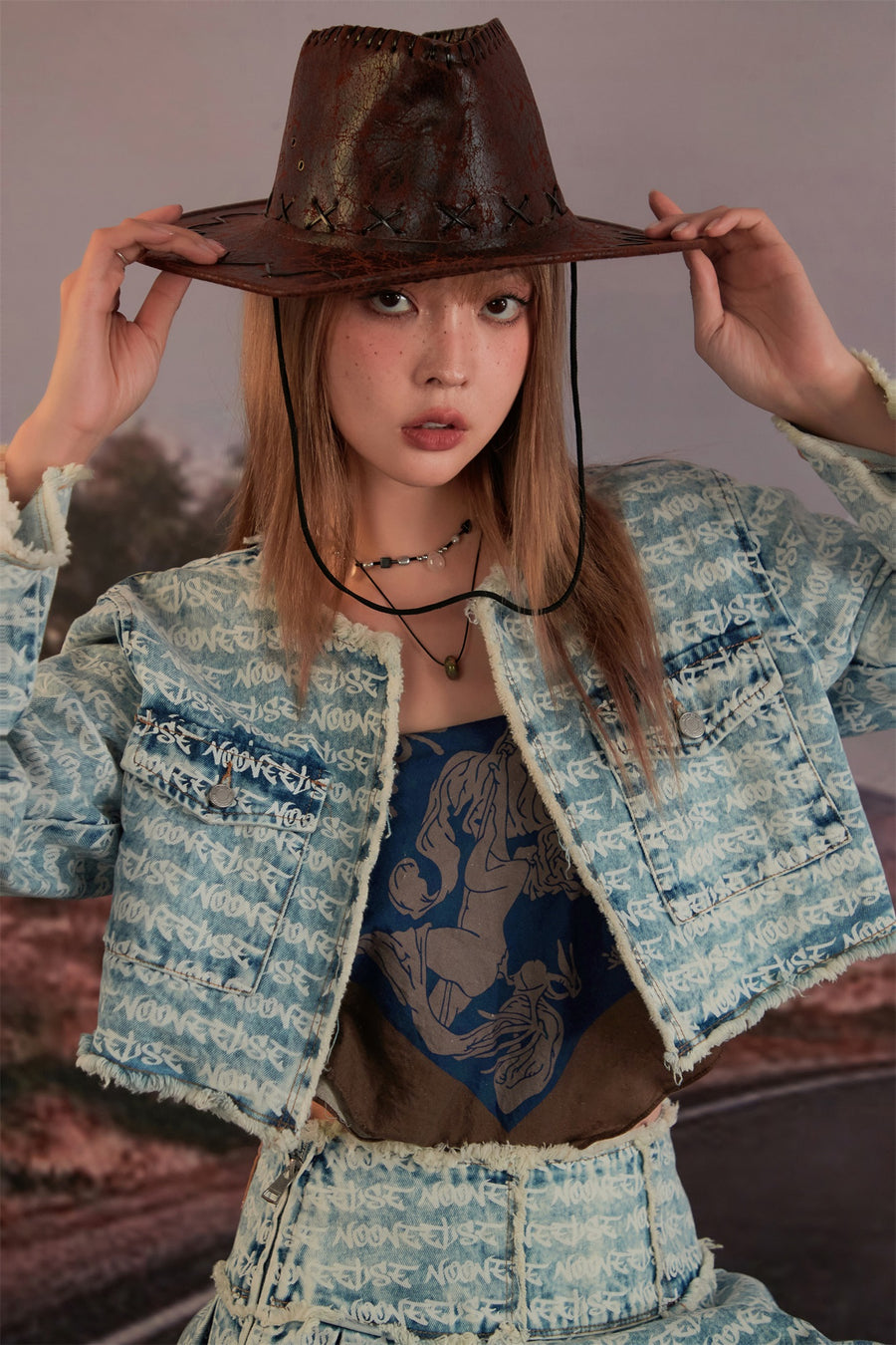 CHUU Loose-Fit Denim Cropped Jacket
