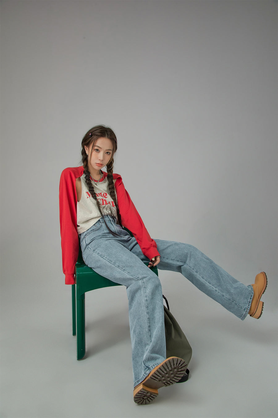 CHUU She Is Versatile Wide Pocket Jeans