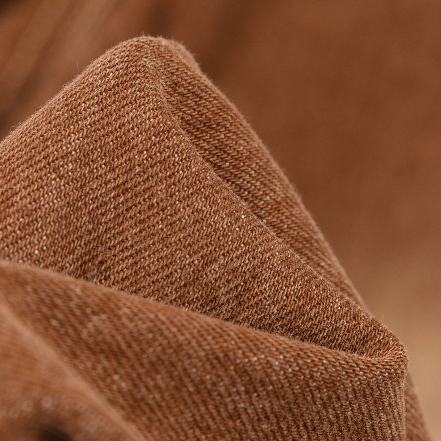 CHUU Distressed Gradient Denim Jeans