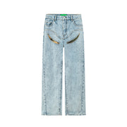 Front Cameo Detail Straight Jeans