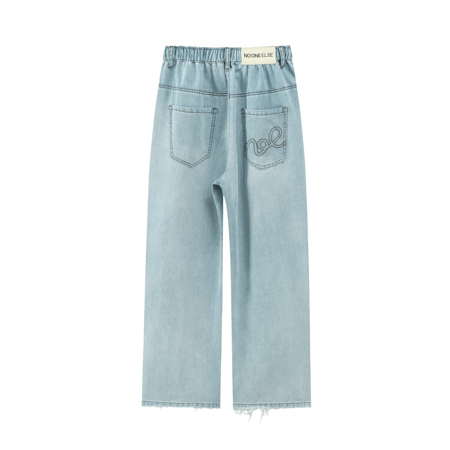 CHUU Light Wide-Legged Denim Jeans