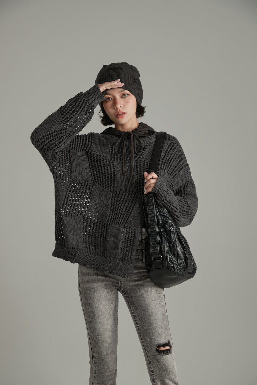 CHUU Knitted Design Slit Sweater