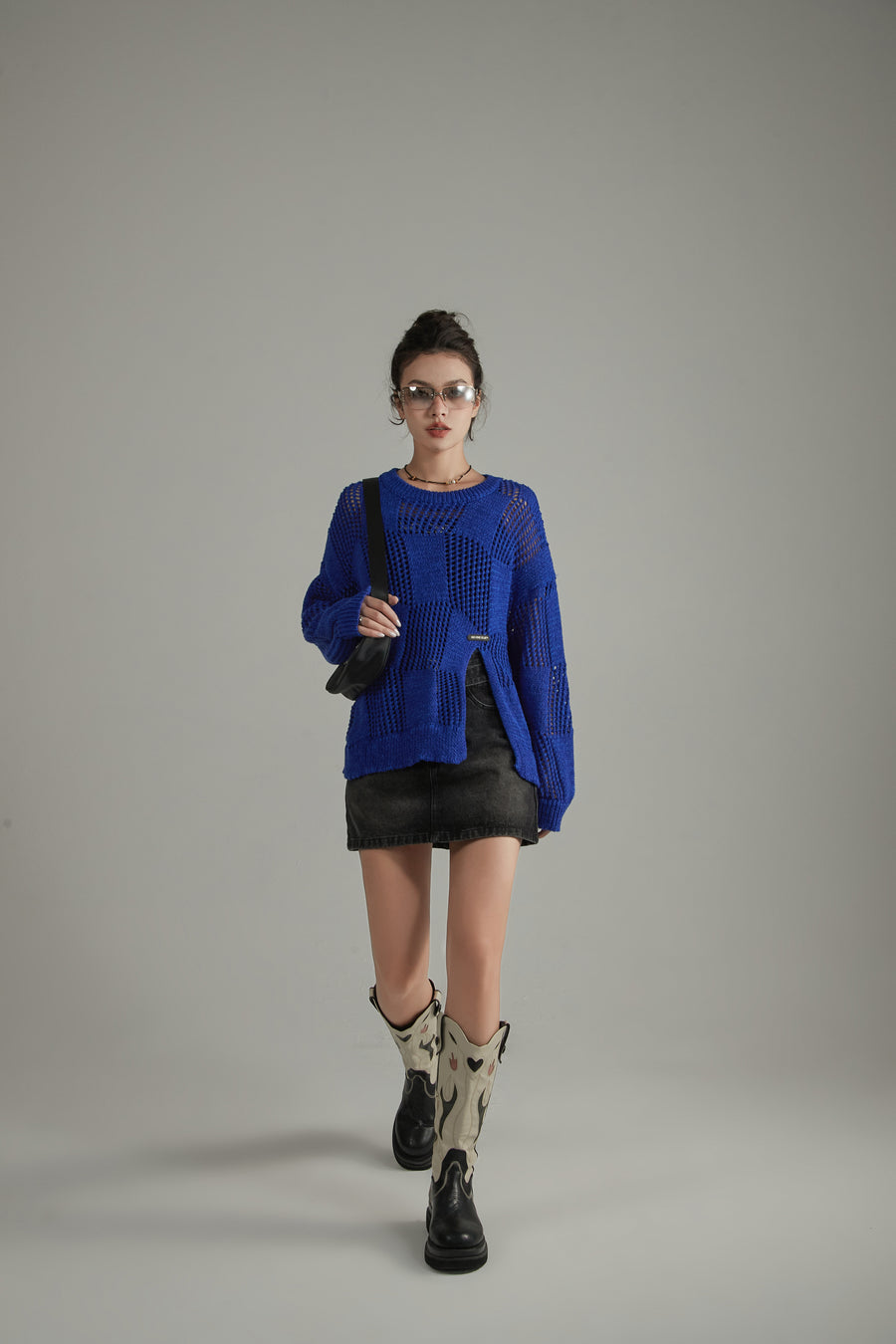 CHUU Knitted Design Slit Sweater