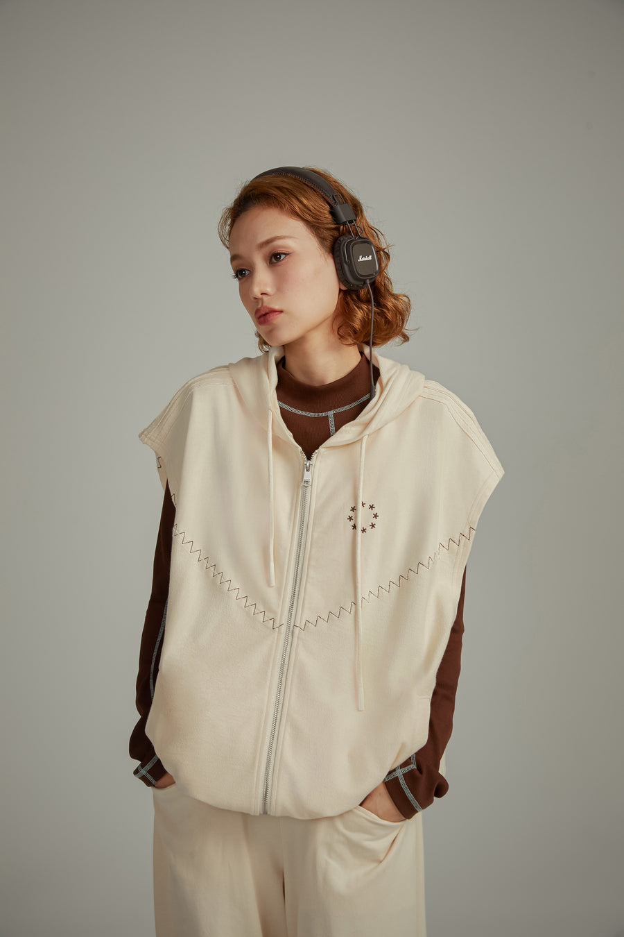 CHUU Stitch Hooded Zip-Up Vest