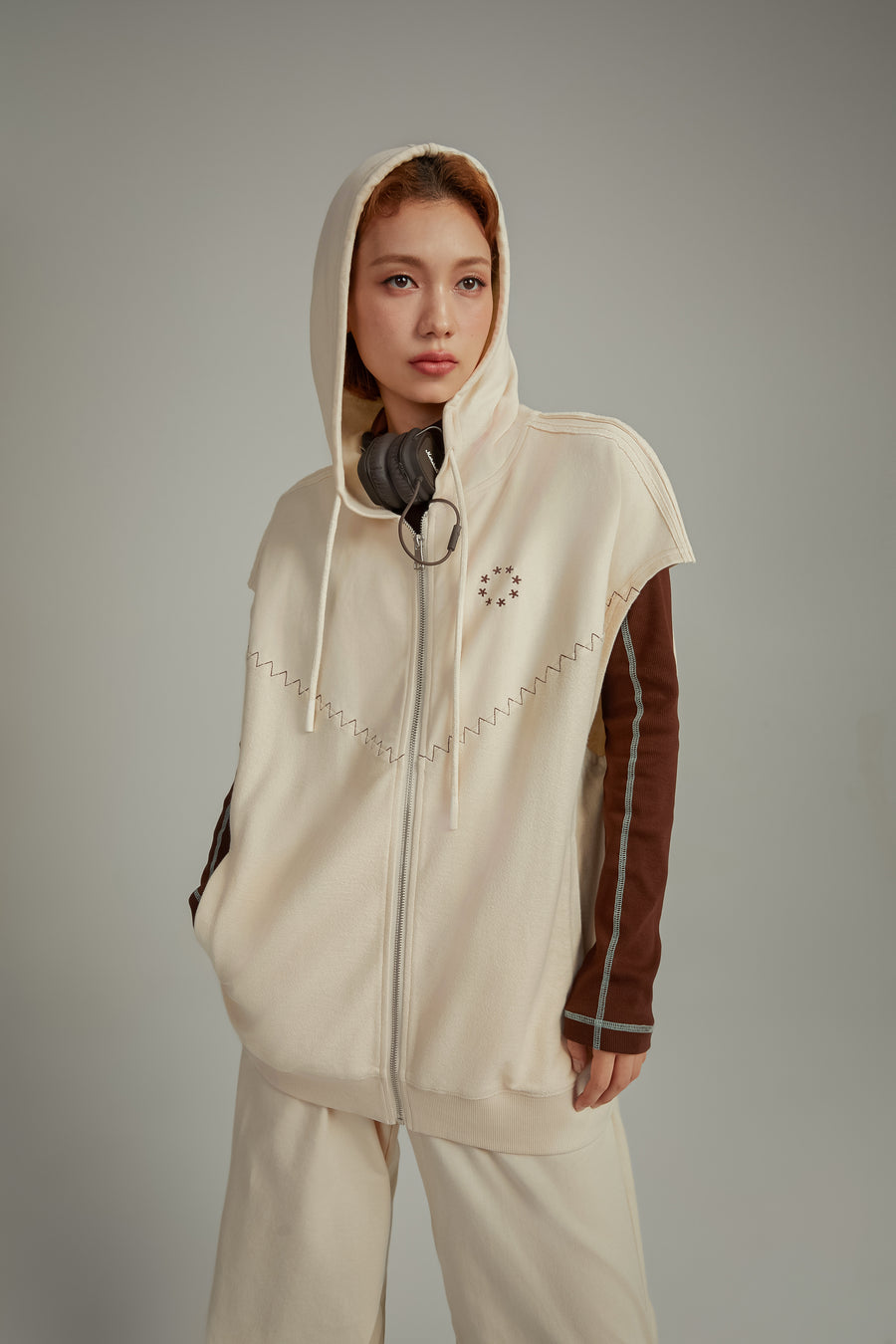 CHUU Stitch Hooded Zip-Up Vest