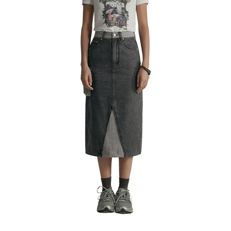 CHUU Grayscale Color Pocket Long Denim Skirt