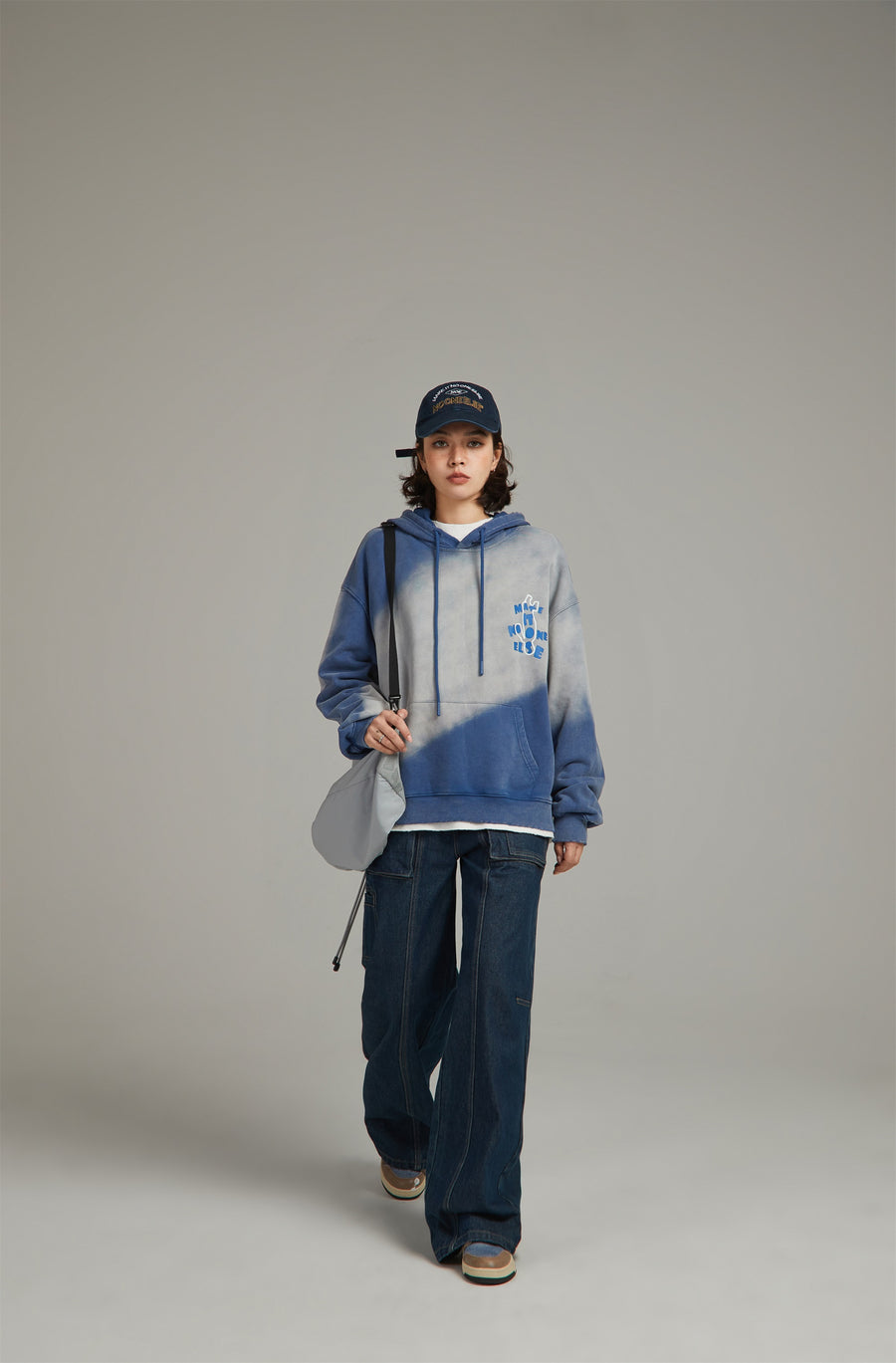 CHUU Color Logo Lettering Oversized Hoodie