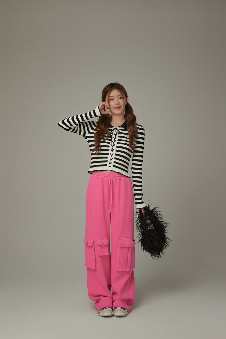 CHUU Eyelet Tie Up Stripe Knit Top