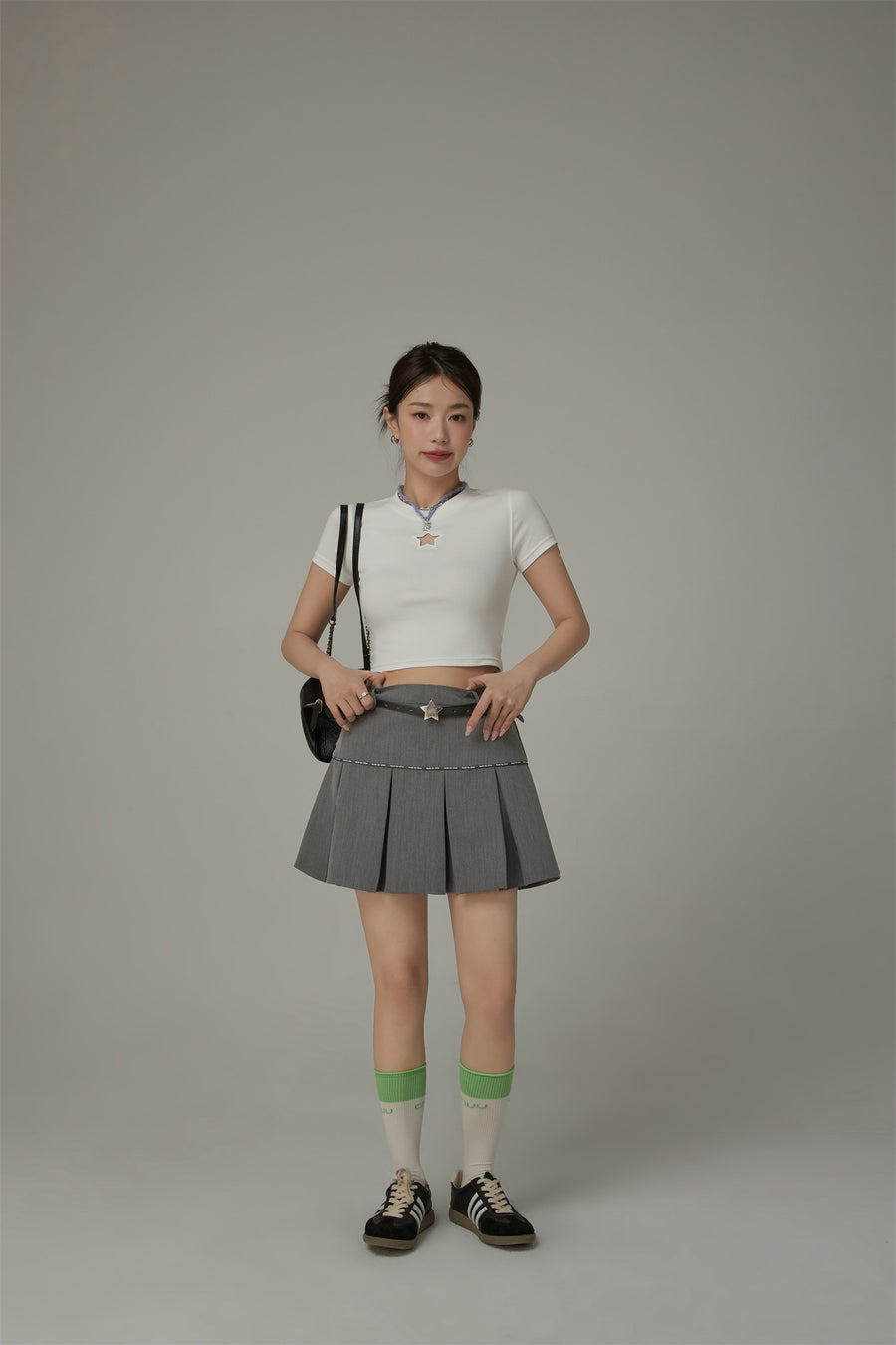 CHUU Daily Belt Loops Pleated Mini Skirt