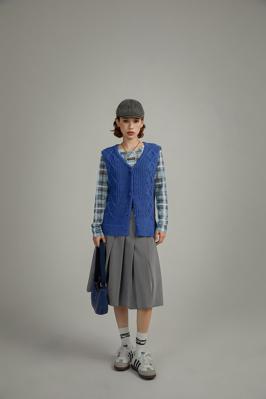 CHUU V-Neck Button Knit Vest