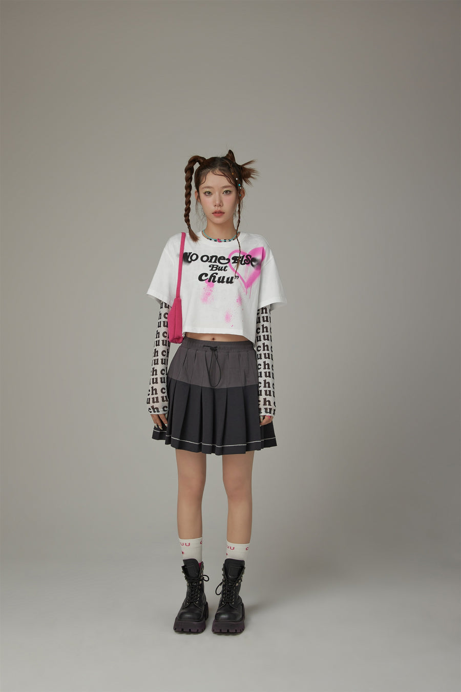 CHUU Collab Logo Heart Cropped T-Shirt