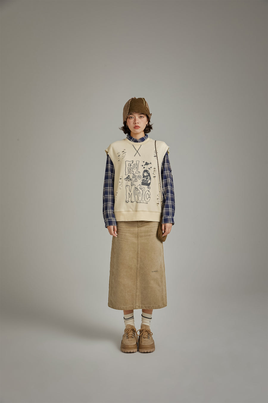 CHUU Music Distressed Printed Loose Vest