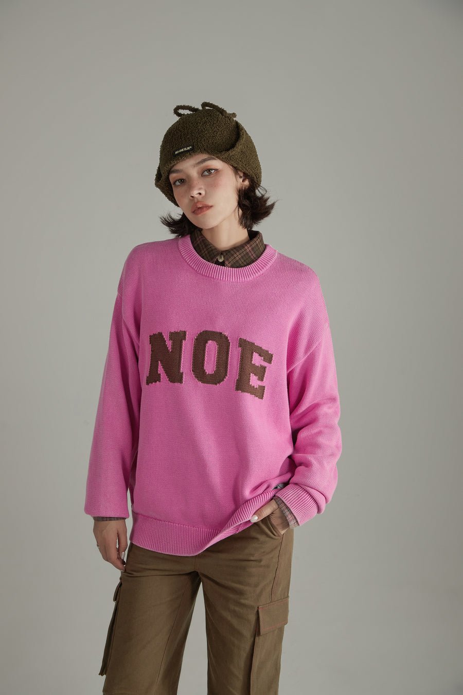 CHUU Lettering Loose Knit Sweater