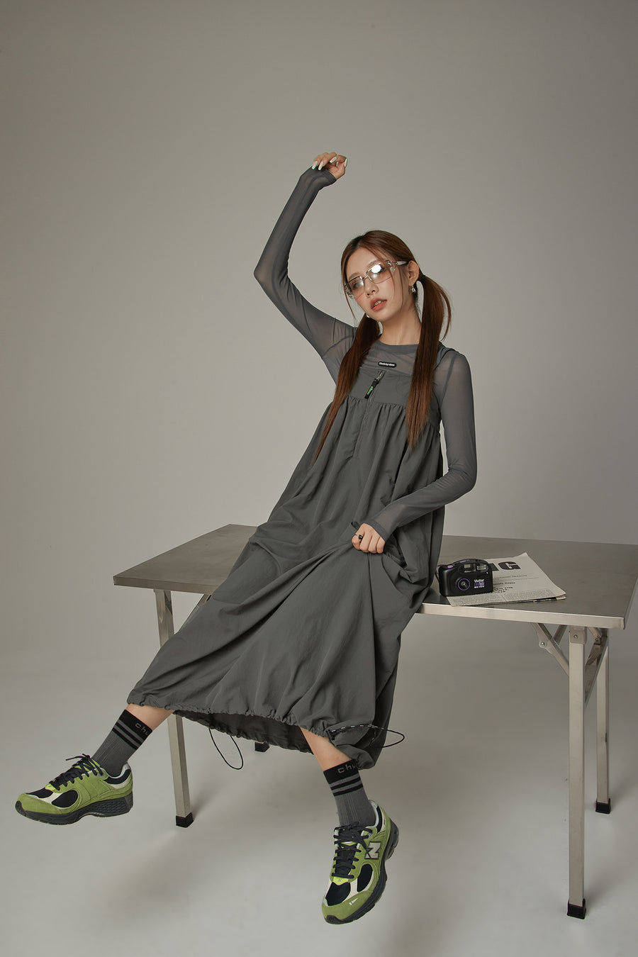 CHUU Drawstring Hem Long Babydoll Dress