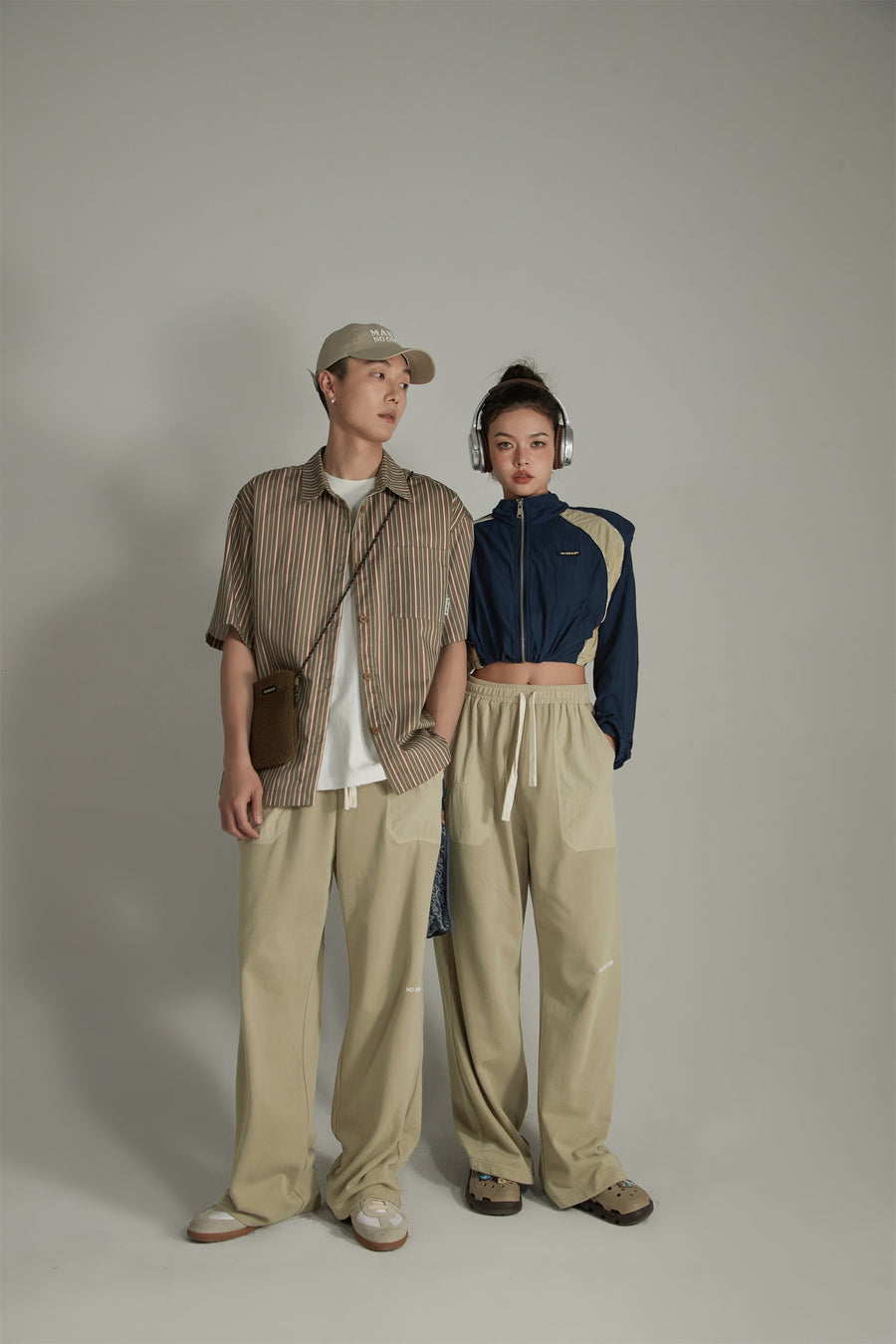 CHUU Banded Wide-Leg Slacks