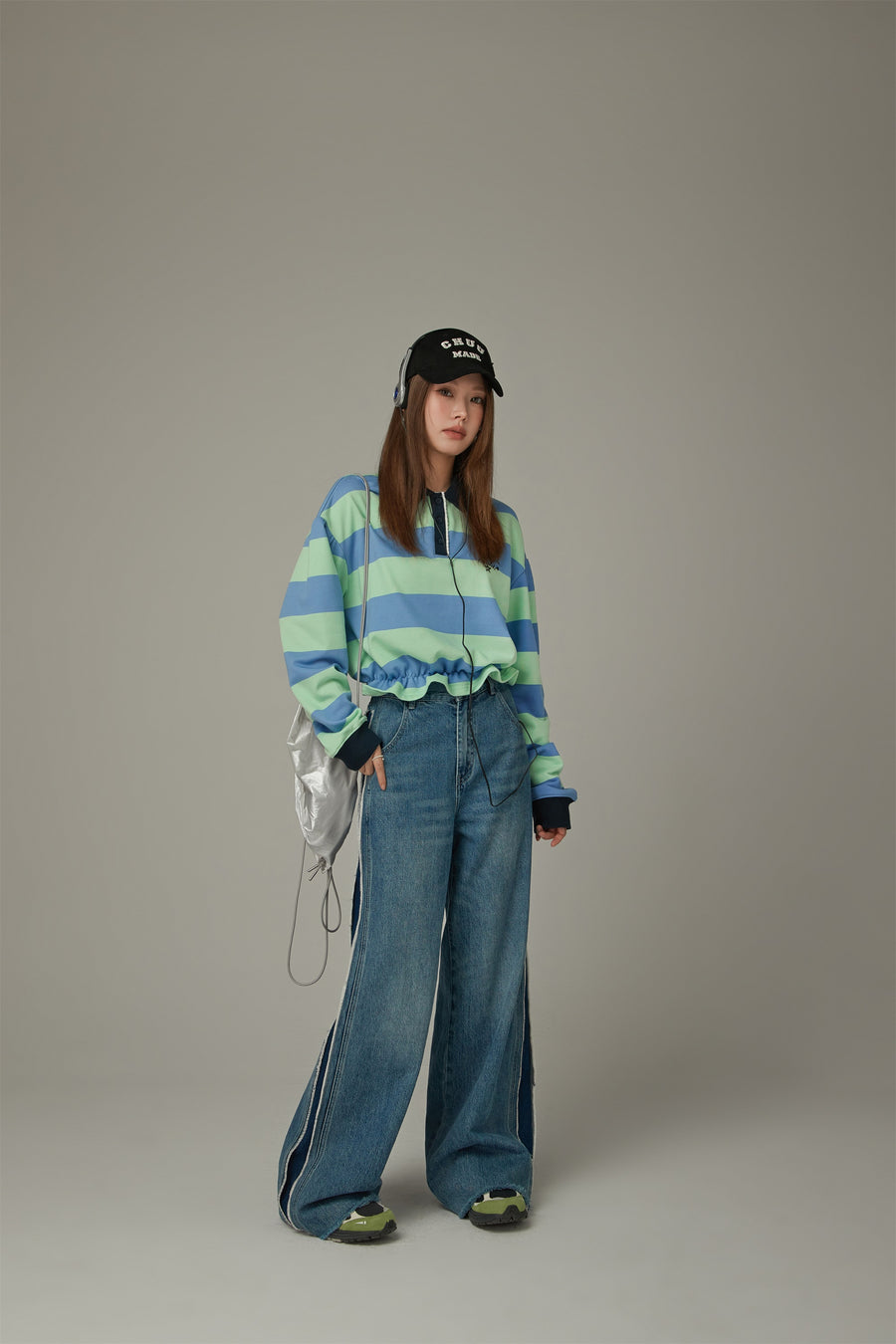 CHUU Polo Neck Stripe Sweatshirt