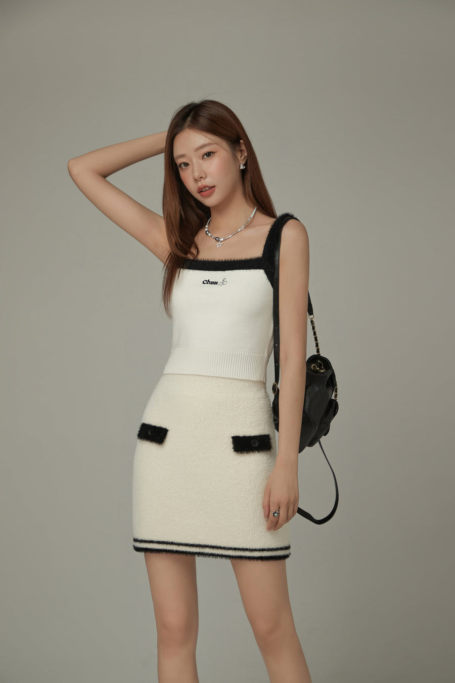 CHUU Line Color Scheme Sleeveless Crop Top