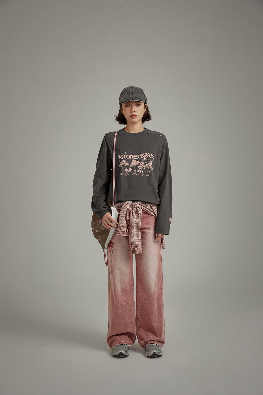 CHUU Logo Mushroom Long Sleeve T-Shirt