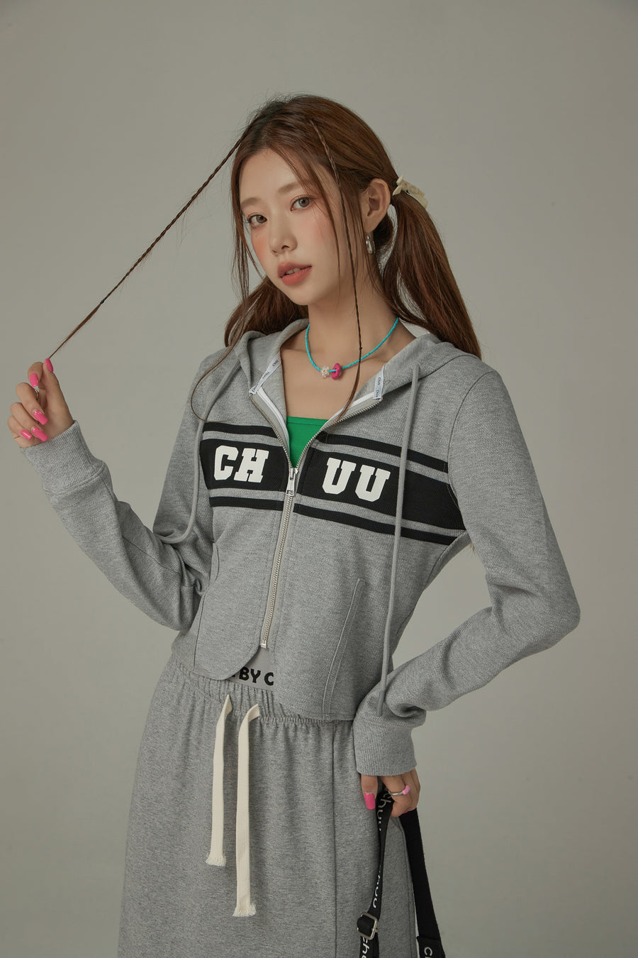 CHUU Logo Sporty Color Contrast Hooded Zip-Up