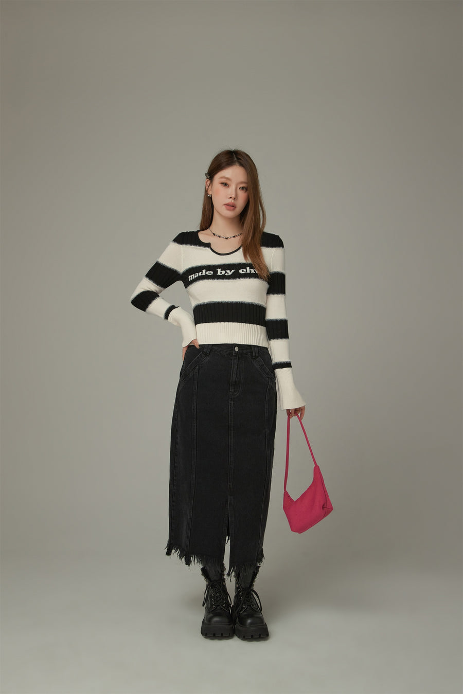 CHUU Logo Color Stripe Knit Sweater