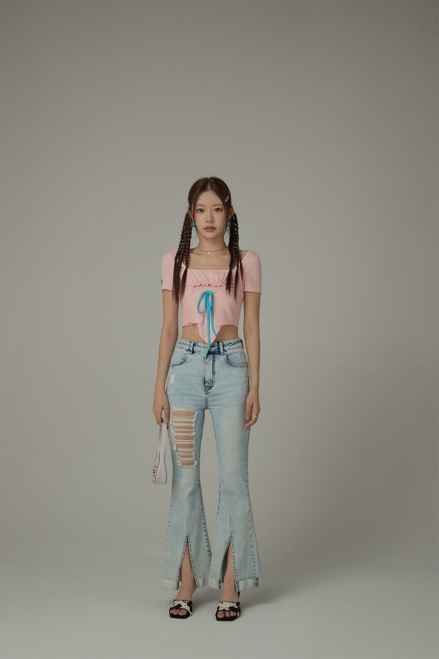 CHUU Distressed Rips Slit Denim Jeans