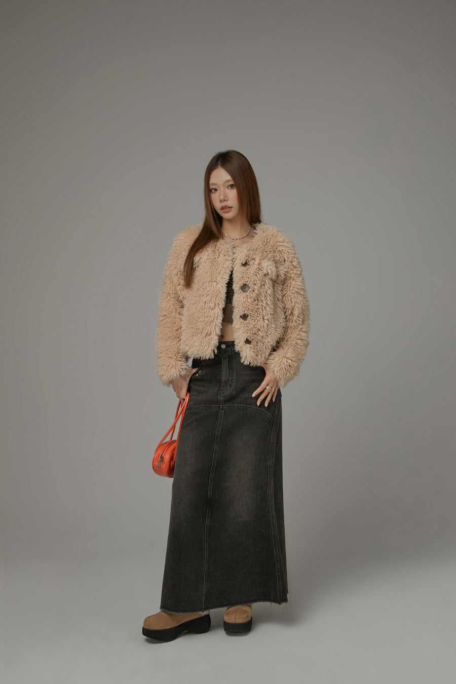 CHUU Cozy Fur Button Jacket