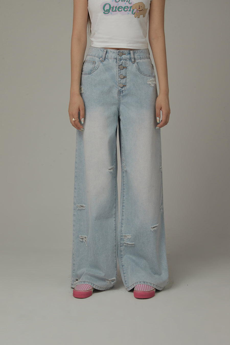 CHUU Multi-Button Ripped Wide Jeans