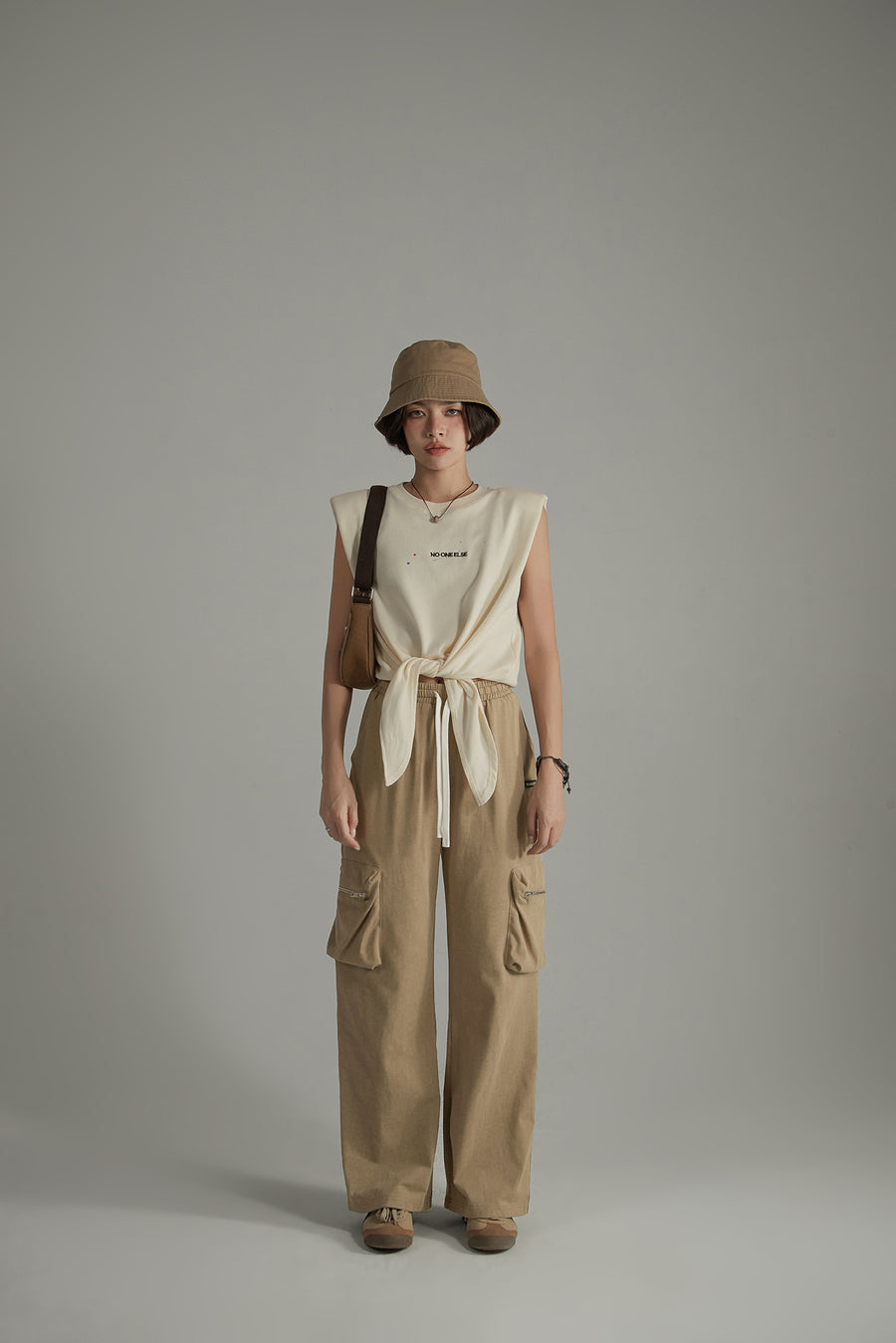 CHUU Cargo String Wide Casual Pants