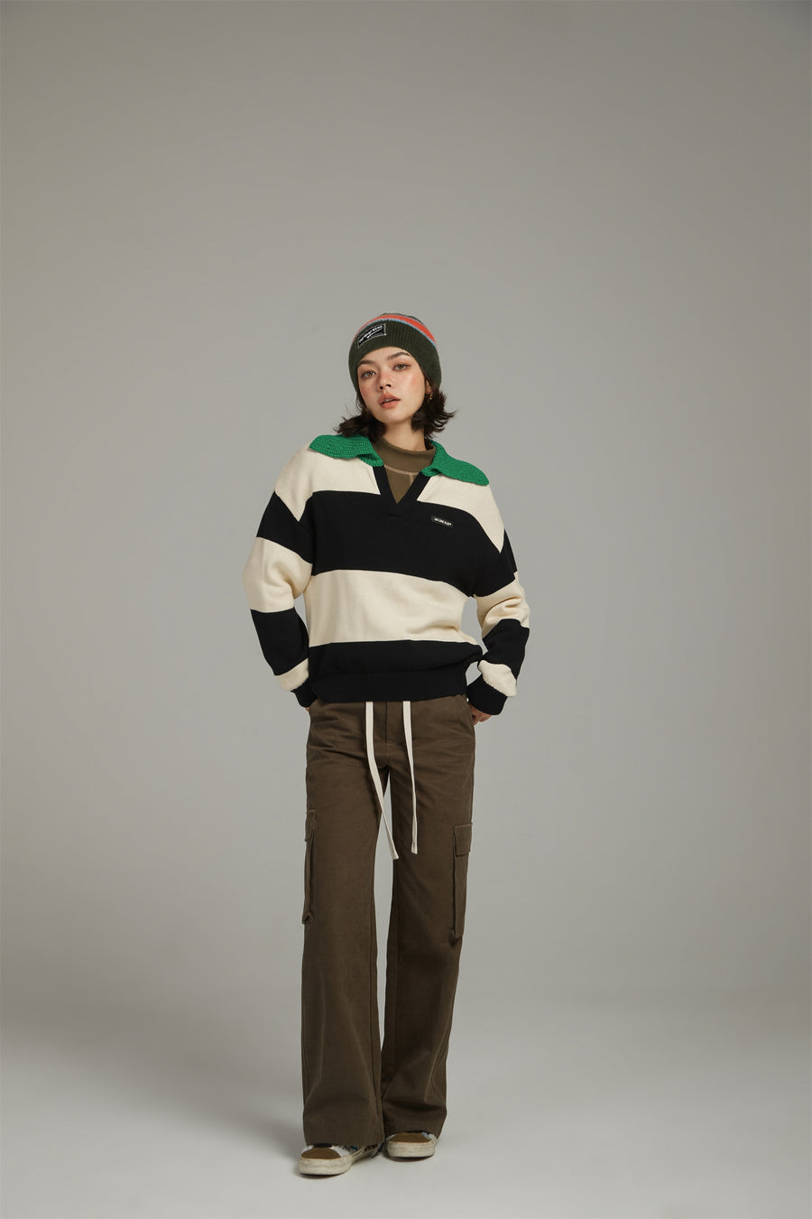 CHUU Open Collar Color Scheme Knit Sweater