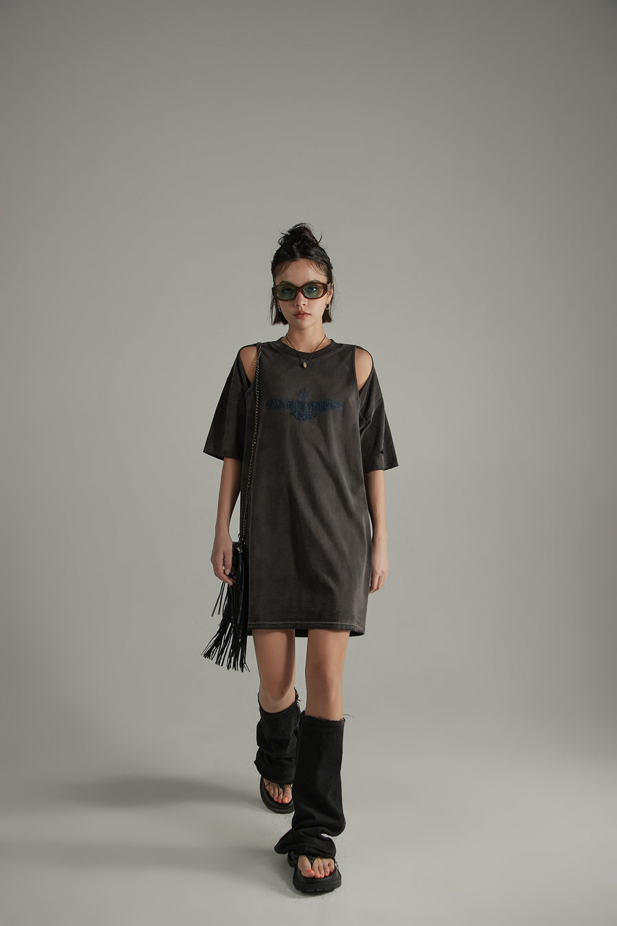 CHUU Vintage Open Shoulders Mini Loose Fit T-Shirt Dress