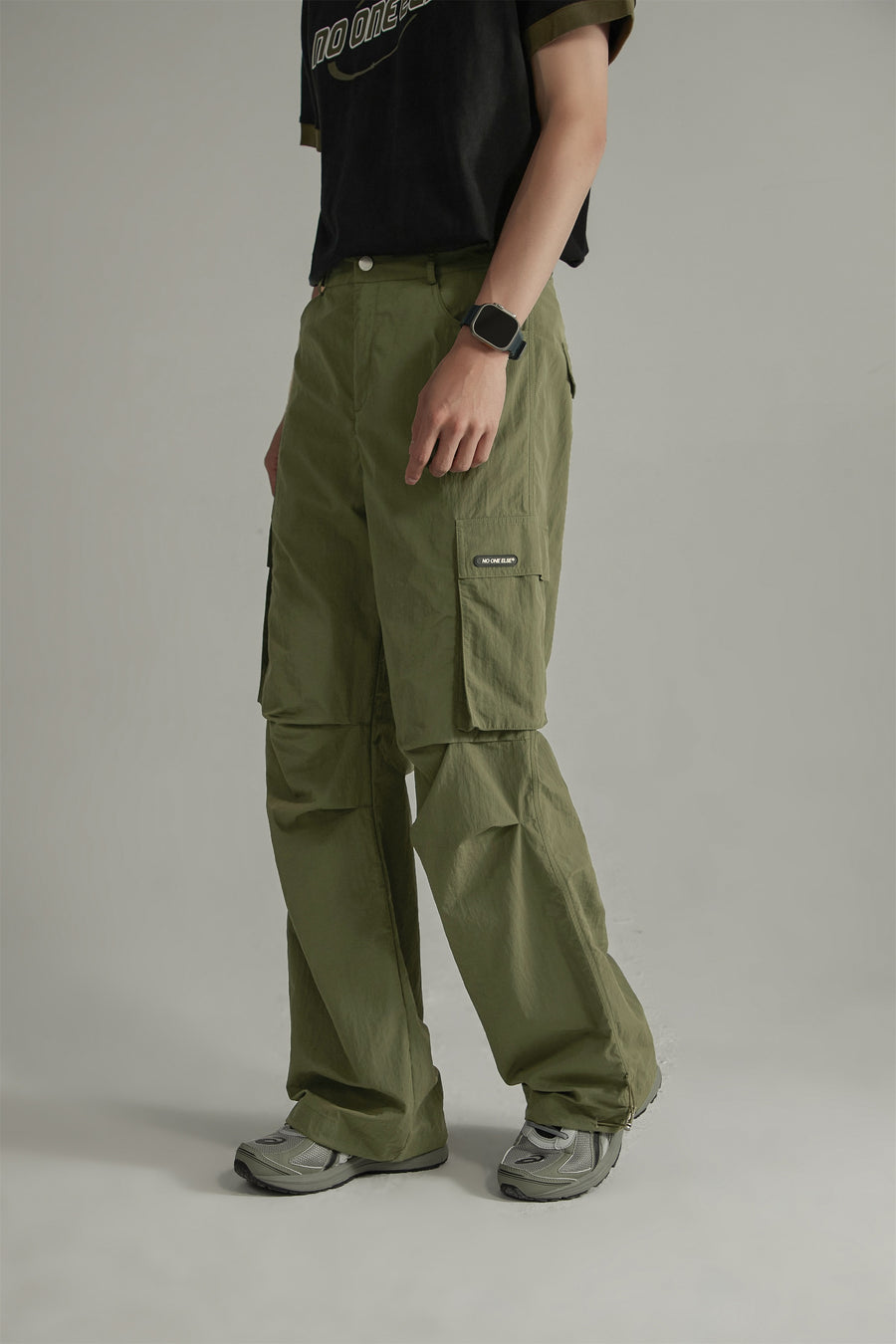 CHUU Daily Cargo Pocket Straight Pants