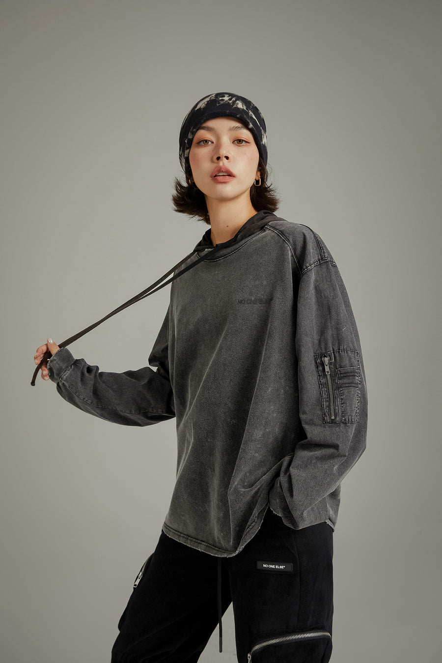 CHUU Washed Boxy Long Sleeve T-Shirt