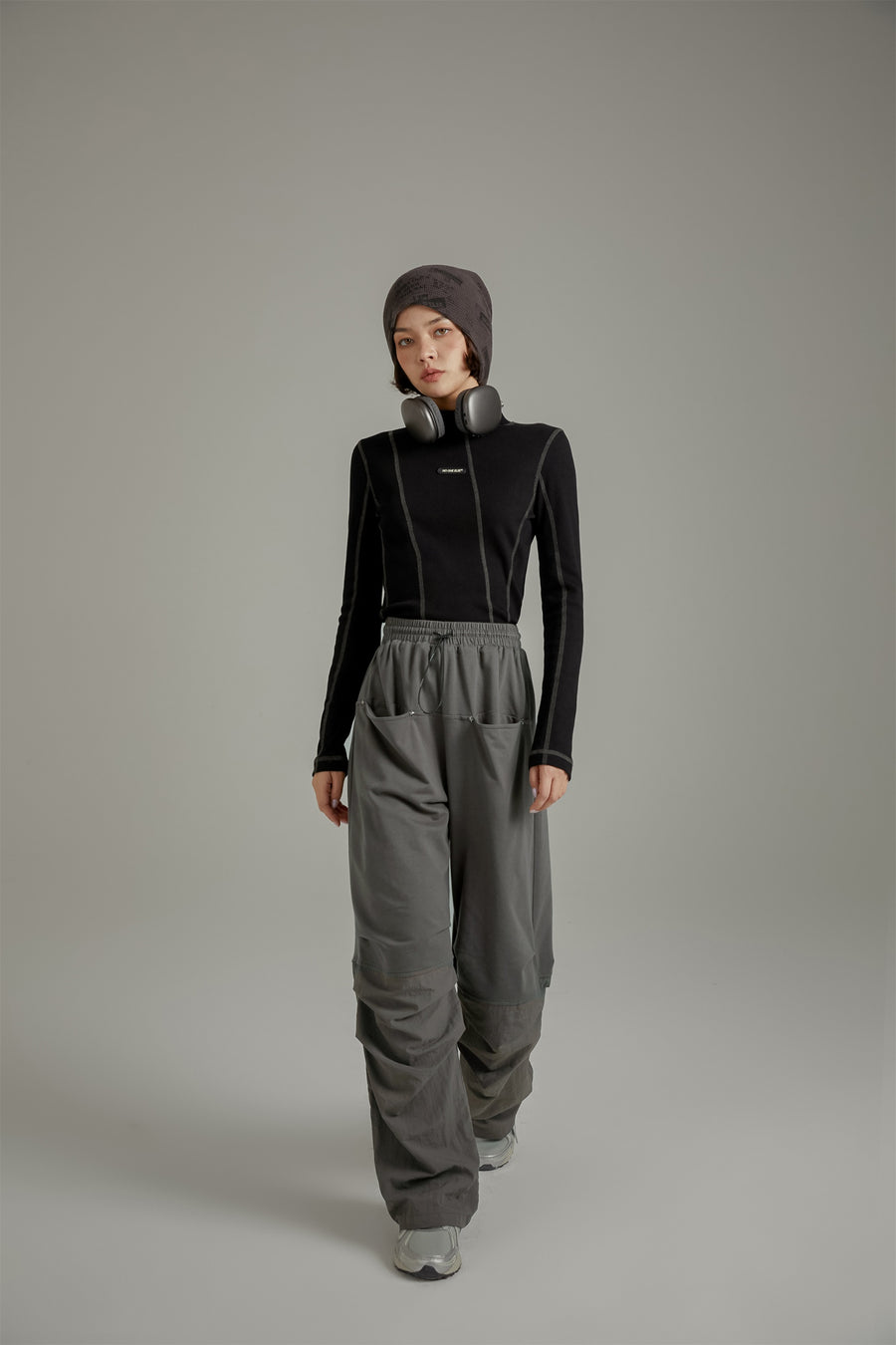 CHUU Shirring Drawstring Wide Leg Casual Pants