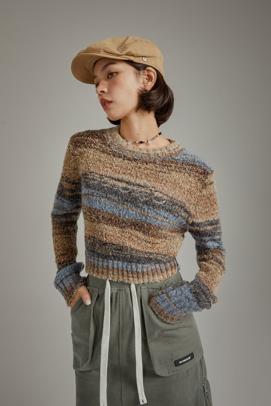 CHUU Striped Crop Knit Sweater