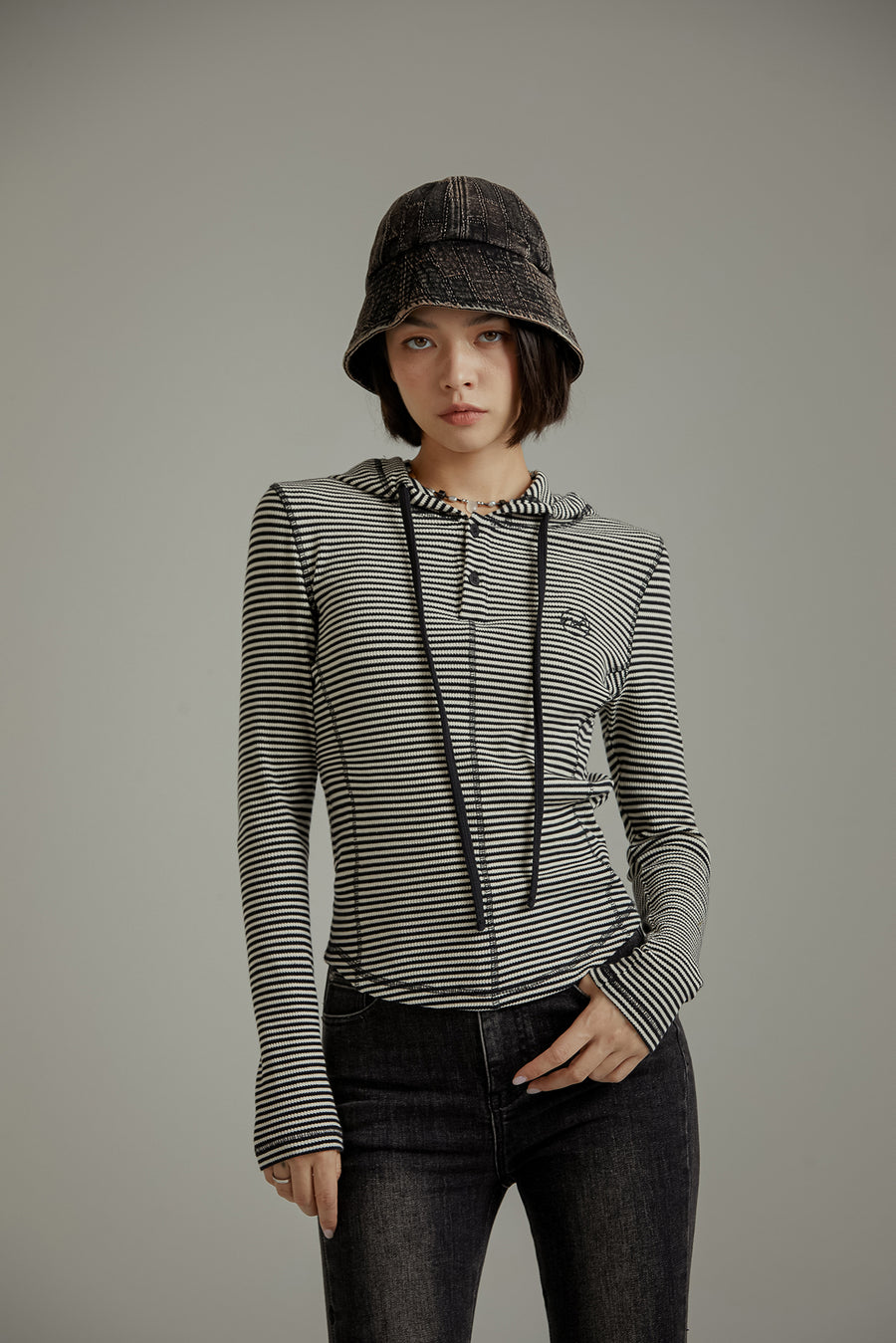 CHUU Striped Slim String Hoodie