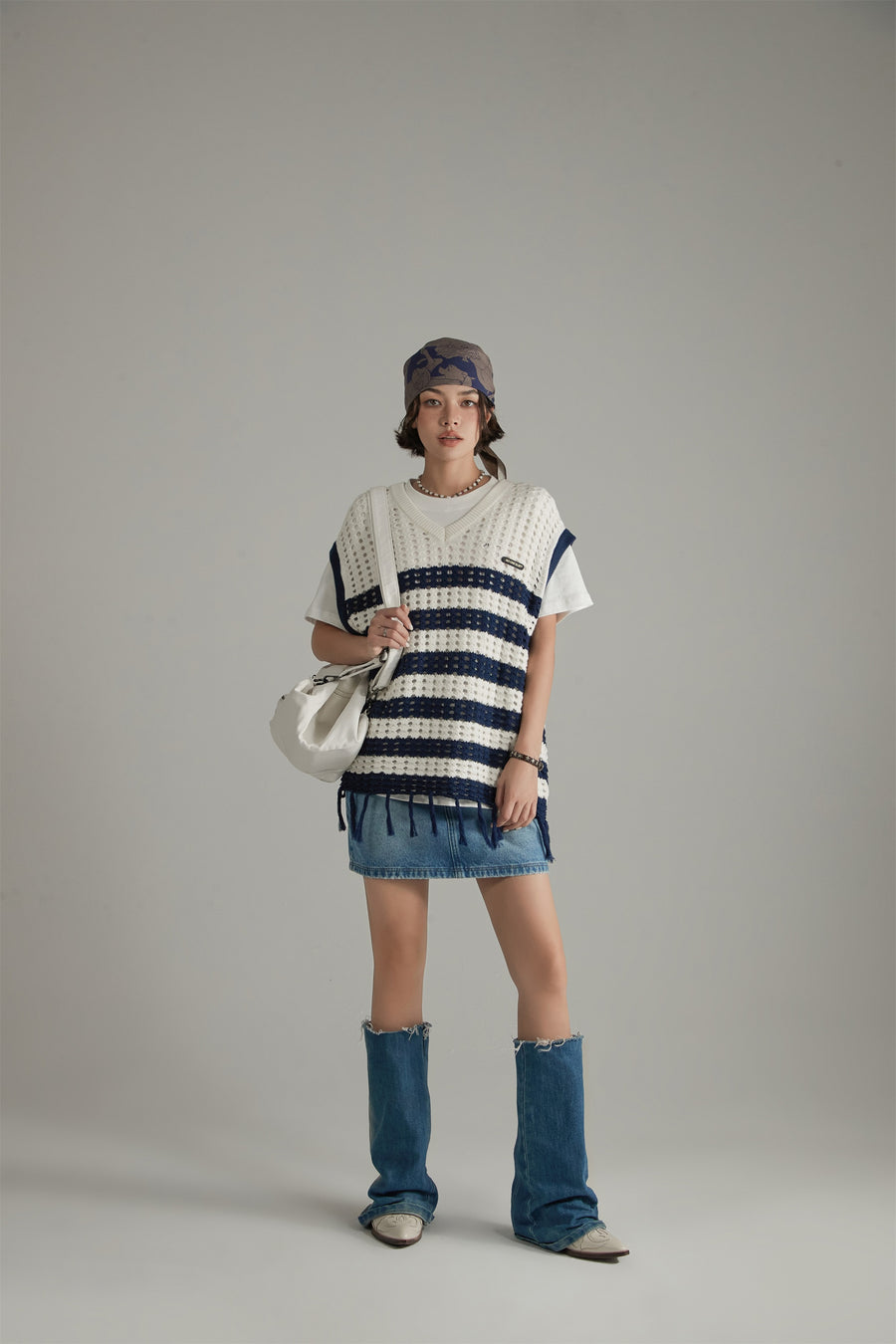 CHUU V Neck Color Contrast Stripe Knit Sweater Vest